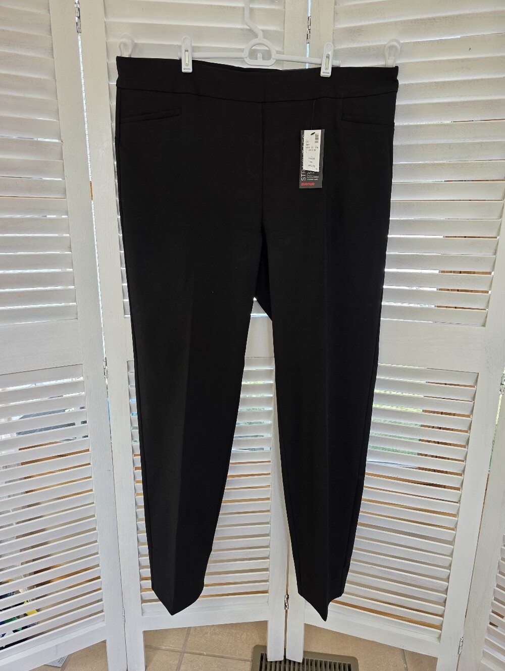 Avenue Black Ponte Pull-on Straight Leg Women's Black Dress Pants Size 18/20T